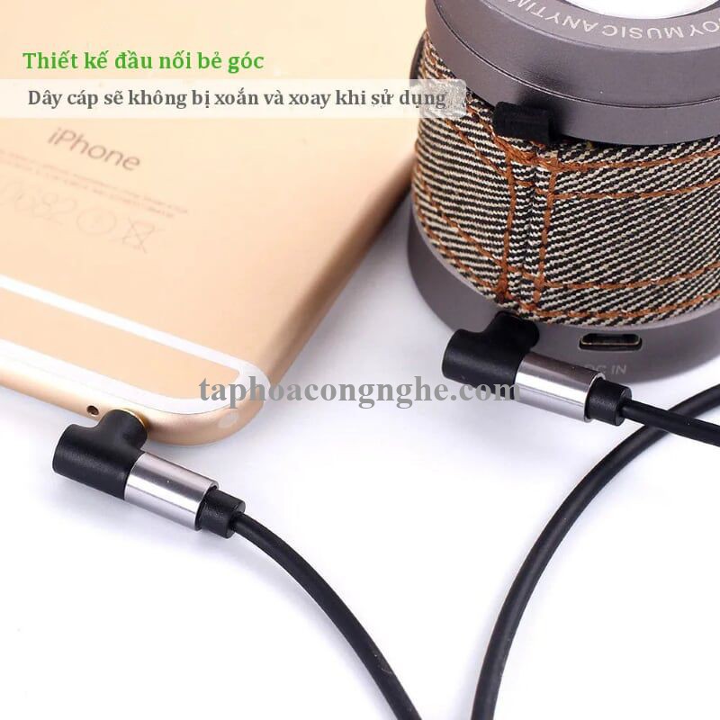 Ugreen 30560 3M màu Đen Cáp âm thanh 2 đầu 3.5mm dương 2 đầu vuông góc mạ vàng AV139 30030560